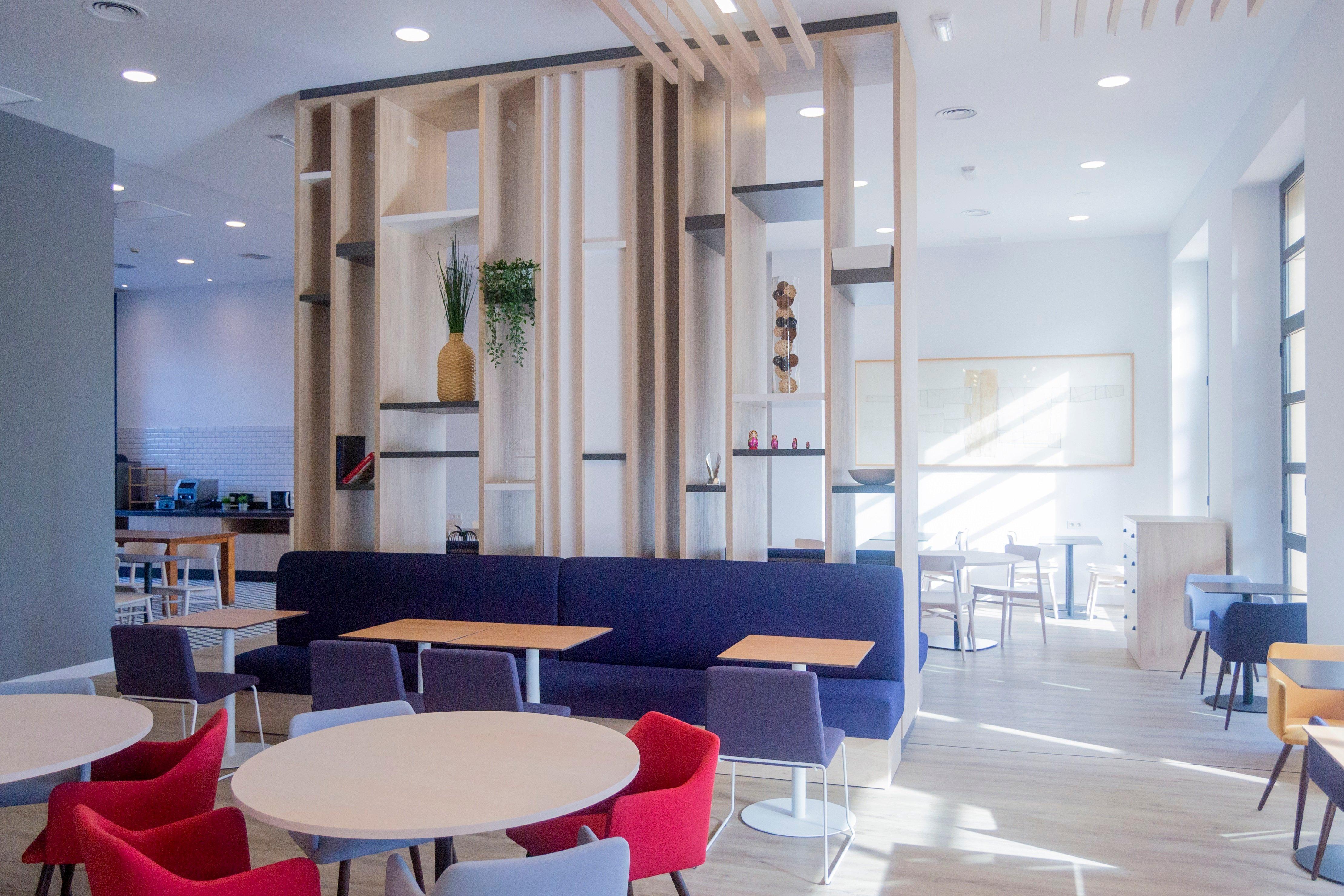 Holiday Inn Express Ciudad De Las Ciencias By Ihg Valencia Luaran gambar
