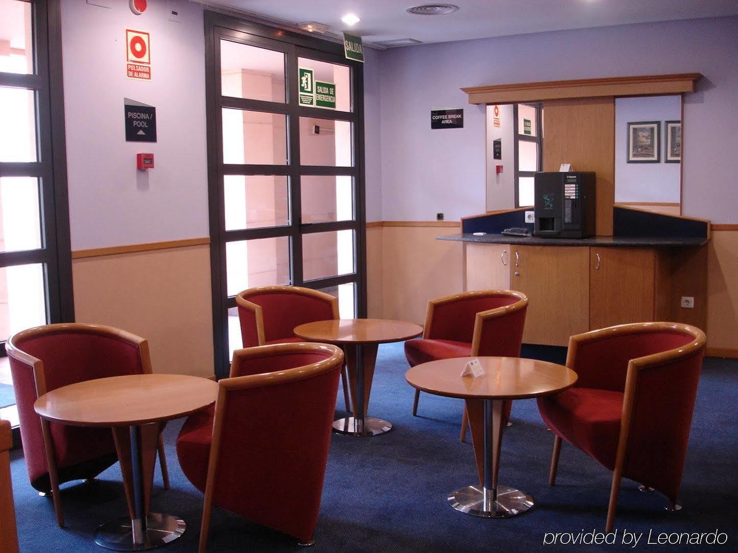 Holiday Inn Express Ciudad De Las Ciencias By Ihg Valencia Restoran gambar